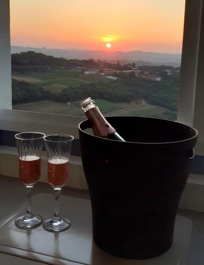 Apartamento Aconchegante Com Vista Para O Vale Dos Vinhedos Бенту-Гонсалвис Экстерьер фото